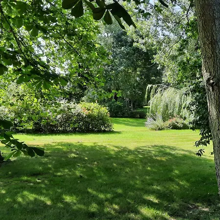 Manoir Des Tuileries Du Buisson Couette-café Verneuil d'Avre et d'Iton