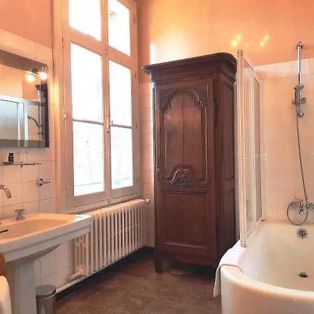 Couette-café Manoir Des Tuileries Du Buisson 3*